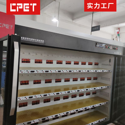 Testeur de vieillissement de batterie externe avec 192 canaux de charge, surveillance de la température et prise multi-usages pour le test de rodage des batteries externes